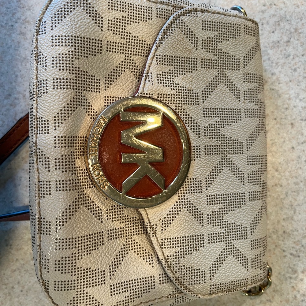 Small Michael Kors crossbody